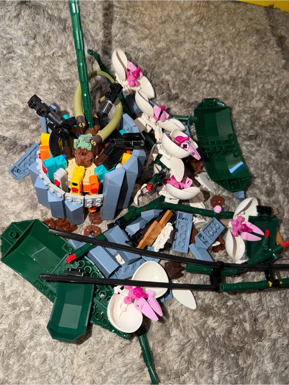 Lego Green and Pink Floral Jungle Build Set
